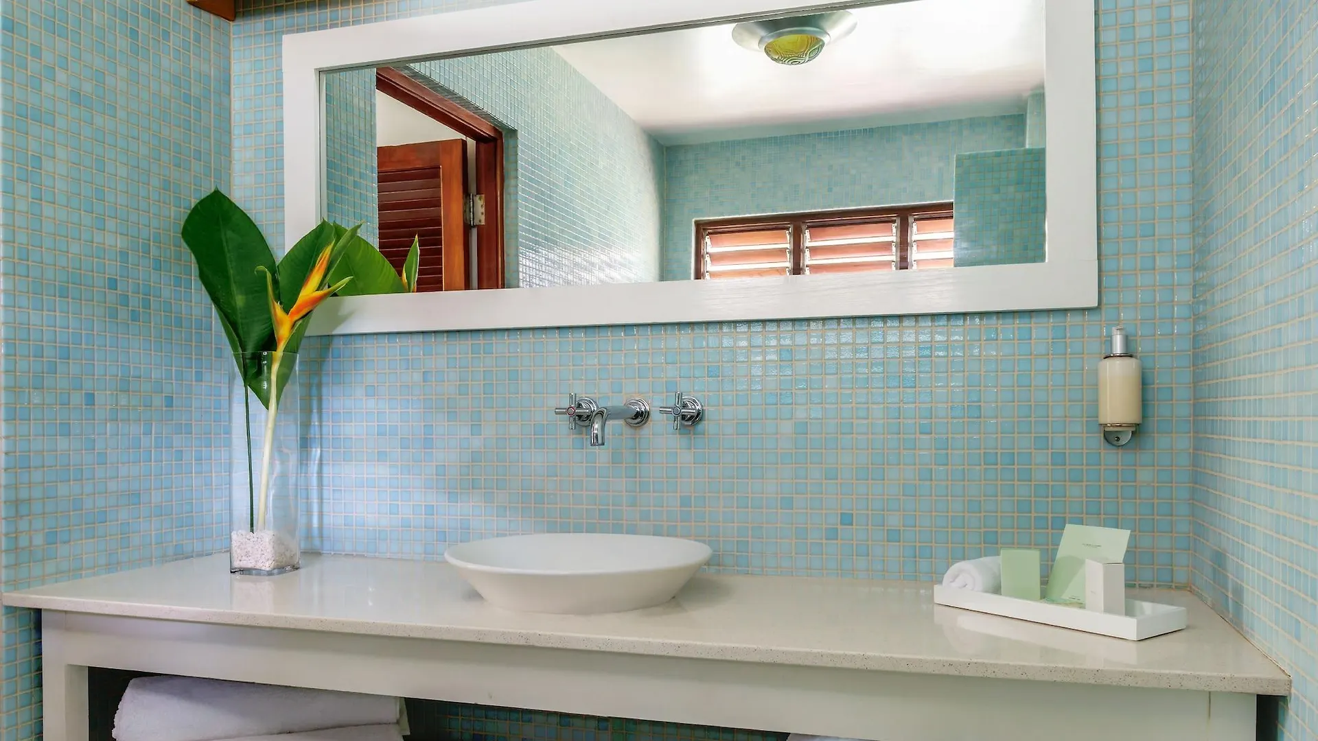 Отель Idle Awhile Resort Негрил