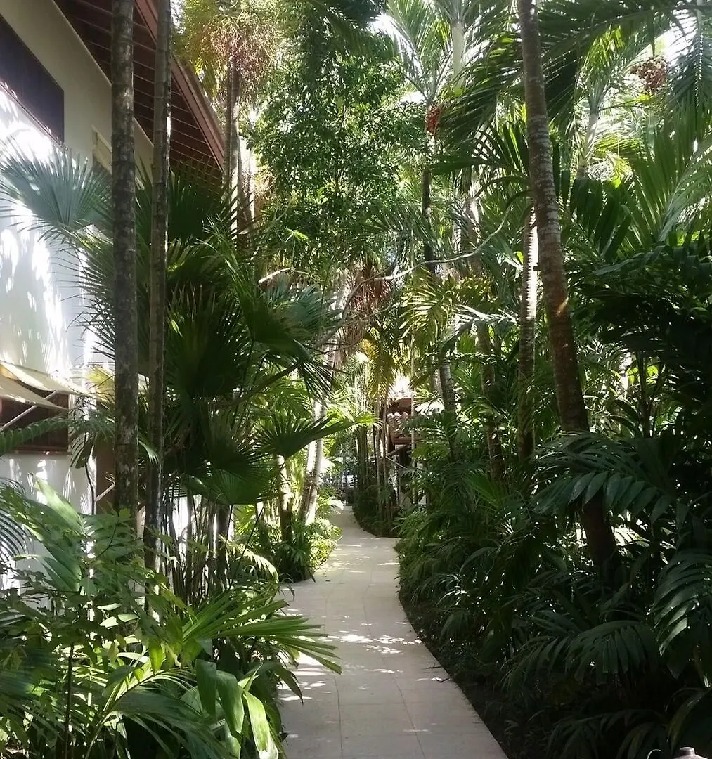 Отель Idle Awhile Resort Негрил