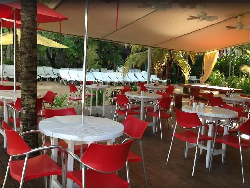 Отель Idle Awhile Resort Негрил
